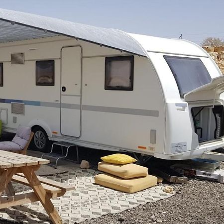 Itav Bateva Caravans - ייטב בטבע קרוואנים Mitzpe Ramon Exterior foto